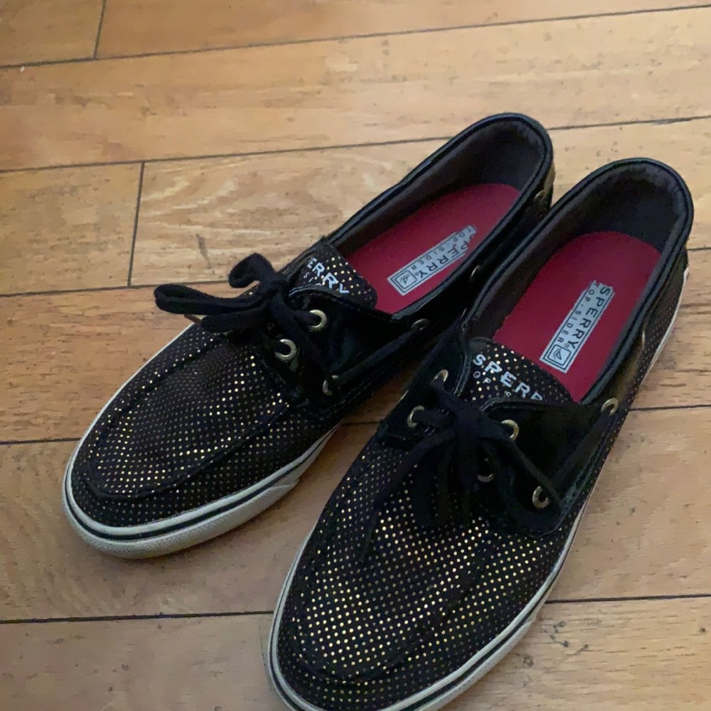 Sperry’s top sider shoes ( size 8 )